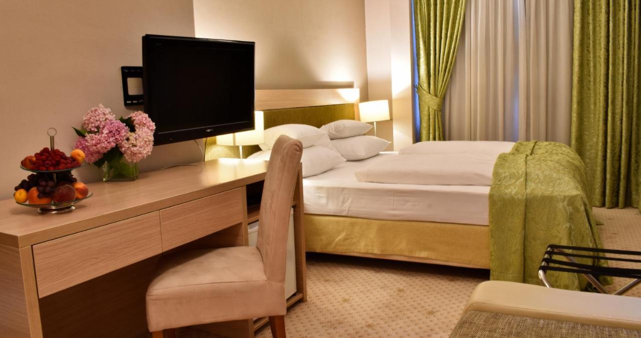 Hotel Park Siroki Brijeg Номер фото