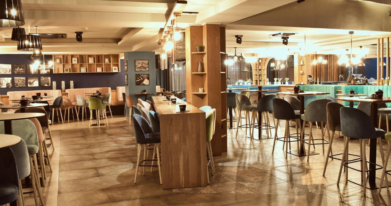 Hotel Park Siroki Brijeg Экстерьер фото