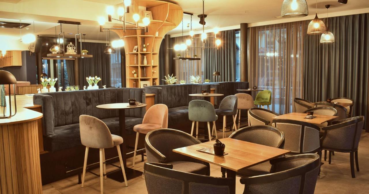 Hotel Park Siroki Brijeg Экстерьер фото